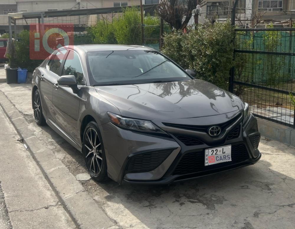 تۆیۆتا کامری